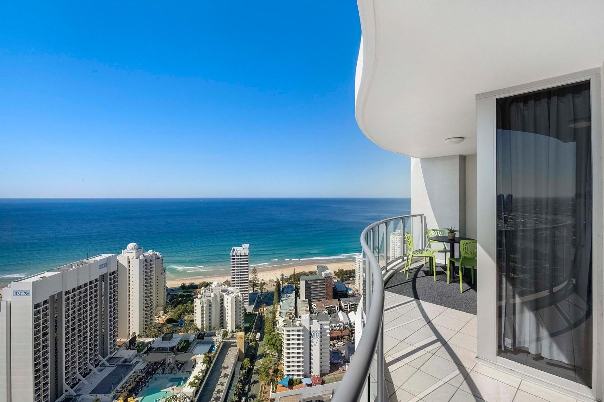 Chevron Renaissance - Self Contained & Privately Managed Apartments Gold Coast Exterior photo
