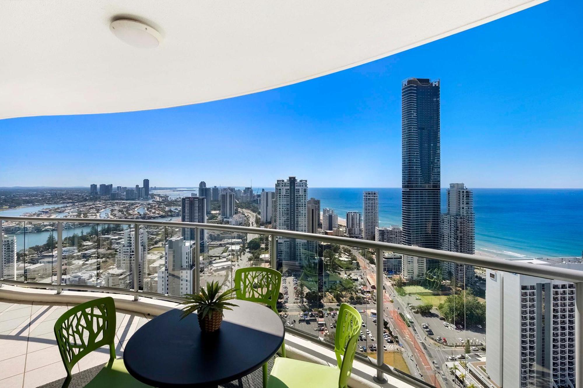 Chevron Renaissance - Self Contained & Privately Managed Apartments Gold Coast Exterior photo